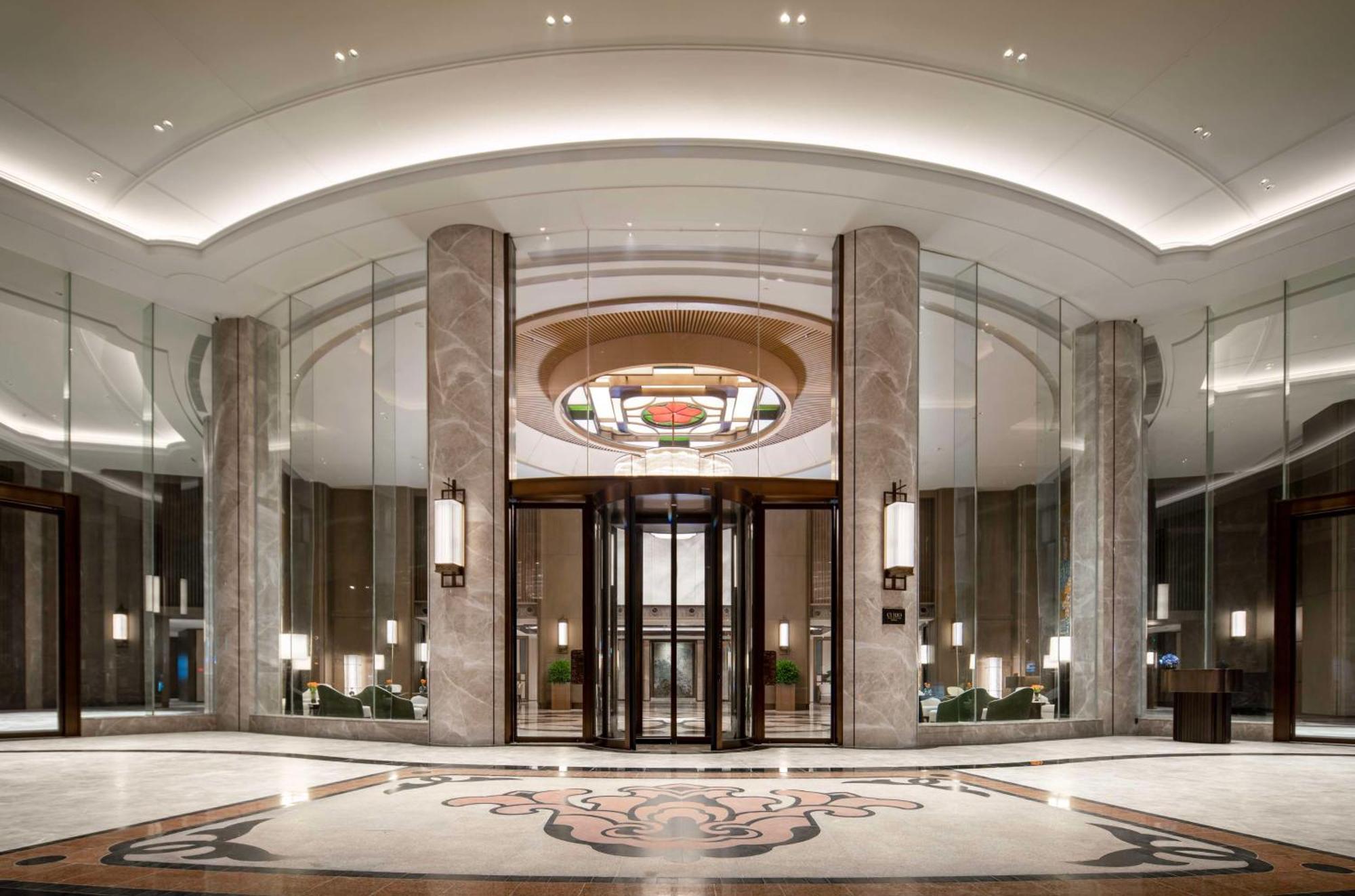 Yuexiu Hotel Guangzhou, Curio Collection By Hilton Exteriör bild